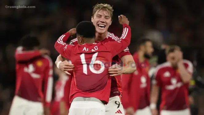 
					Perkembangan Transfer Rasmus Hojlund: MU Tetap Teguh dan Inter Milan Pertimbangkan